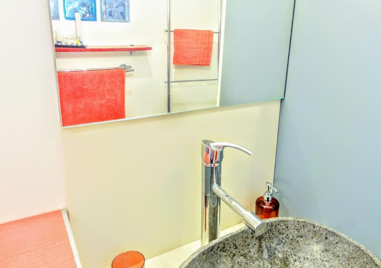 Au Petit Marcadal **Sanctuaires, Hopital, Gare** Apartment Lourdes Exterior foto